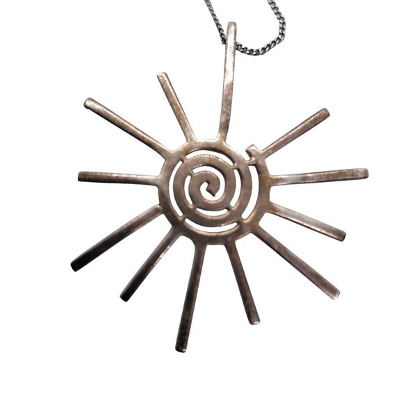 Spiral sun pendant necklace sterling silver - Picture 2 of 7